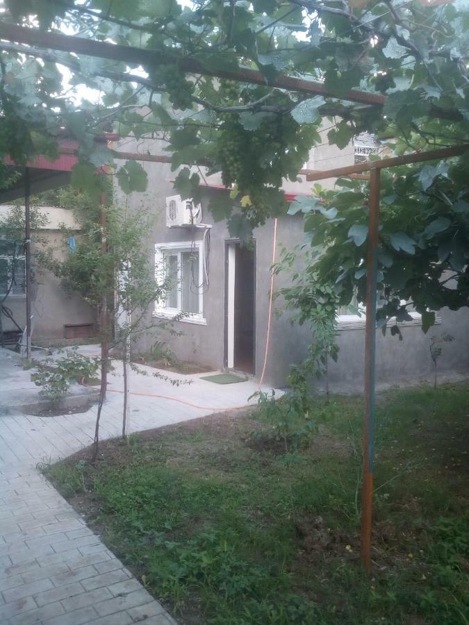 Malu Villa Kutaisi Exteriör bild