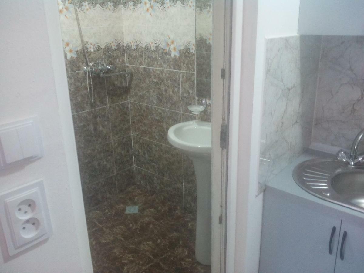 Malu Villa Kutaisi Exteriör bild