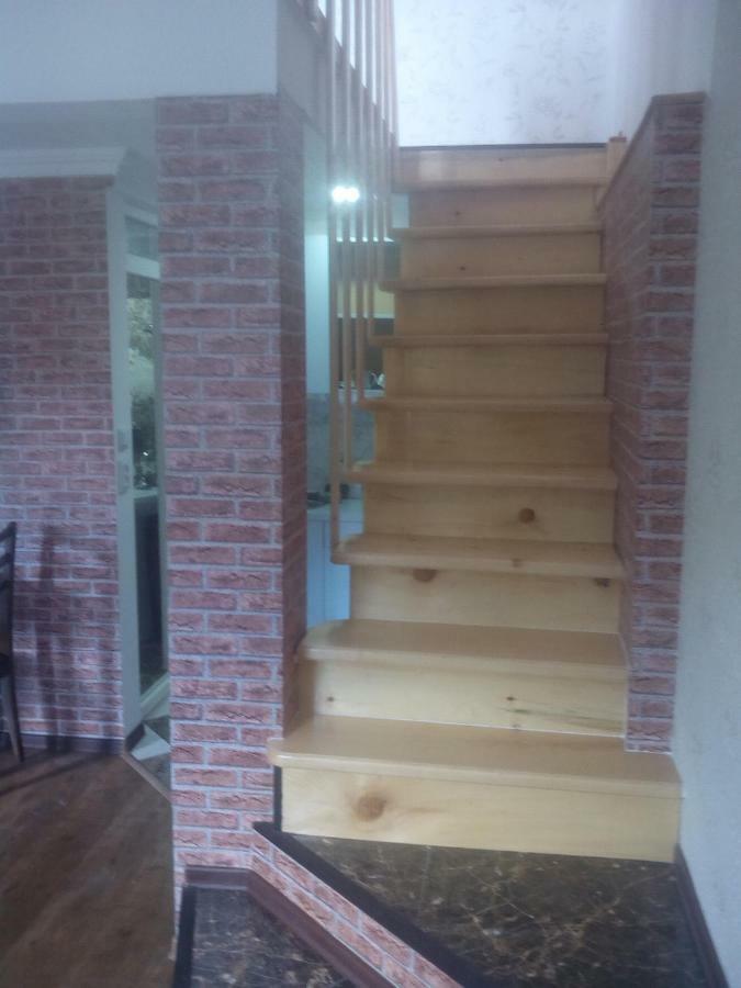 Malu Villa Kutaisi Exteriör bild