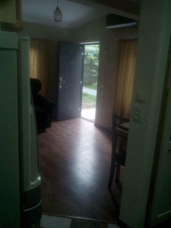 Malu Villa Kutaisi Exteriör bild