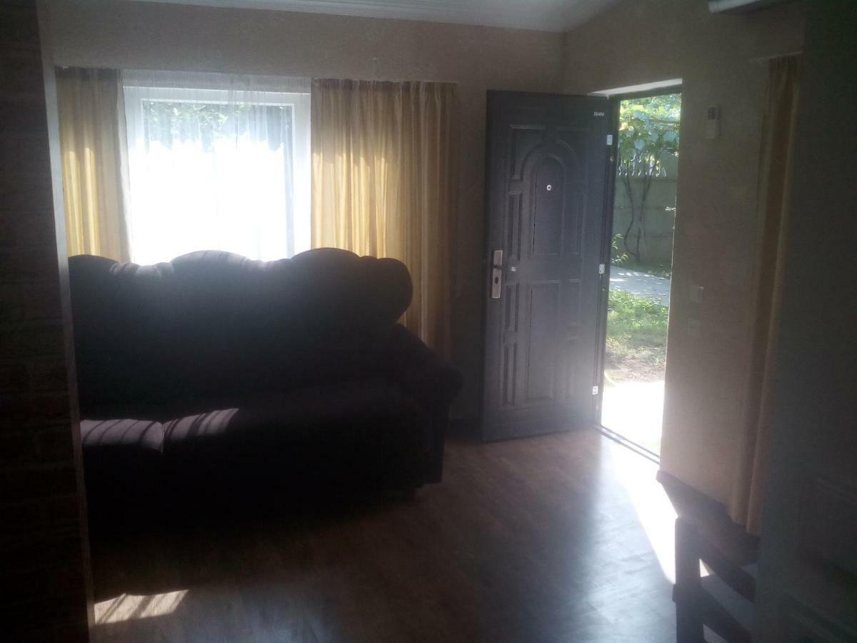 Malu Villa Kutaisi Exteriör bild